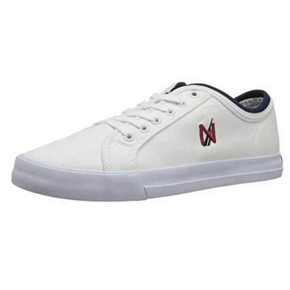 NWT Nautica Hulls 2 J Class White Sneakers - Picture 2 of 8